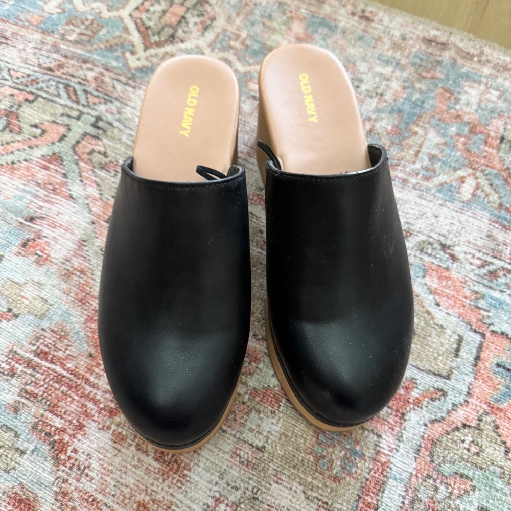 Old Navy Black Mules Slip-On Shoes